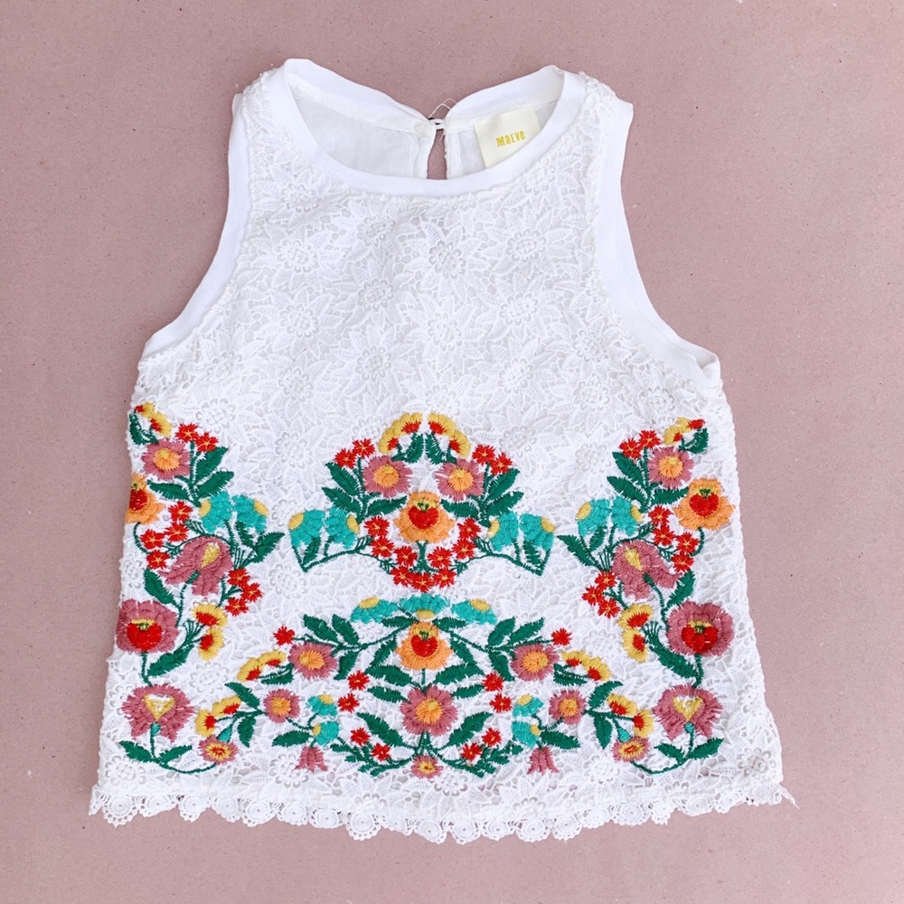 Maeve Anthropologie Embroidered floral eyelet top